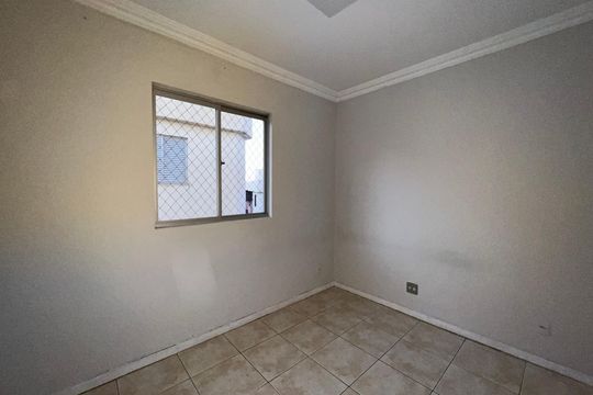 Quarto 1 de apartamento para alugar com 2 quartos, 60m² em Castelo, Belo Horizonte