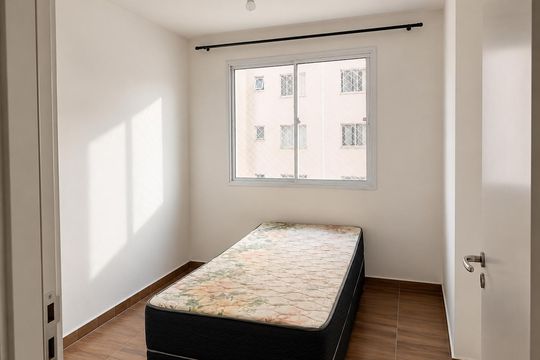 Quarto 2 de apartamento para alugar com 2 quartos, 42m² em Jardim Alvorada (Zona Oeste), São Paulo