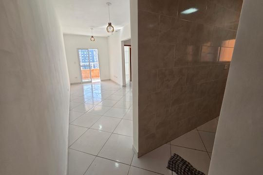 Sala de apartamento para alugar com 2 quartos, 70m² em Cidade Ocian, Praia Grande