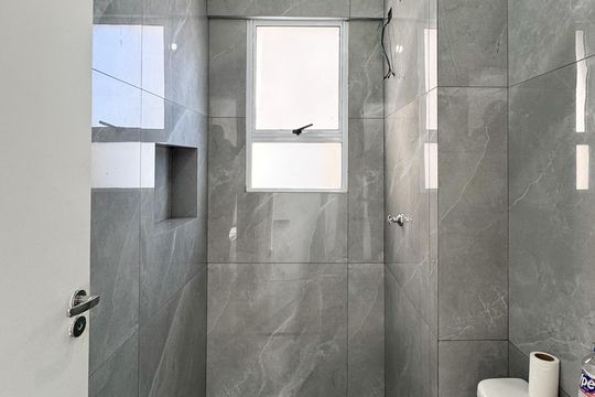 Banheiro Social de apartamento para alugar com 2 quartos, 51m² em Jardim Campestre, São Bernardo do Campo