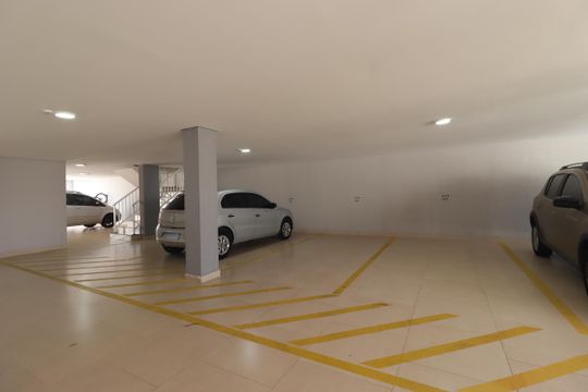 Garagem de apartamento à venda com 2 quartos, 68m² em Vila Curuçá, Santo André