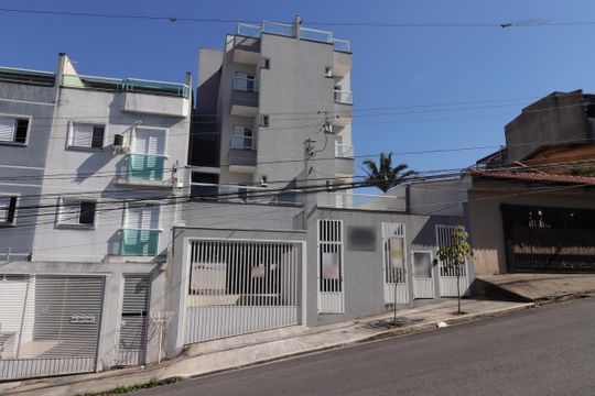 Fachada de apartamento à venda com 2 quartos, 68m² em Vila Curuçá, Santo André