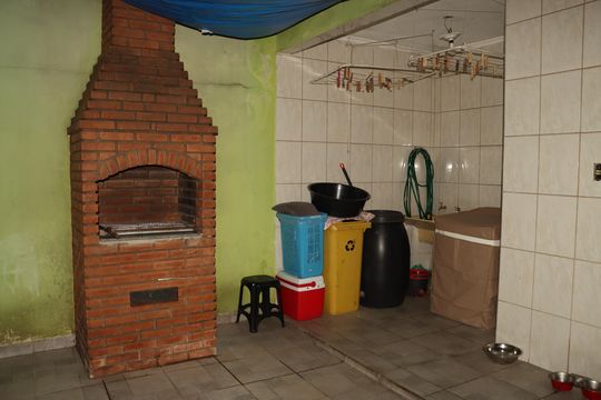 Área externa de casa à venda com 3 quartos, 160m² em Jardim Grimaldi, São Paulo