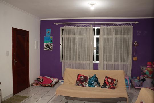 Sala de casa à venda com 3 quartos, 160m² em Jardim Grimaldi, São Paulo