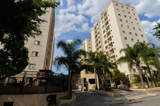 Fachada do condomínio de apartamento para alugar com 2 quartos, 64m² em Vila Imaculada, Guarulhos