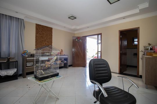 Sala de casa de condomínio para alugar com 5 quartos, 460m² em Condomínio Solar de Brasília, Brasília