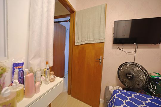 Quarto 1 de apartamento à venda com 2 quartos, 40m² em Vila Uniao (zona Leste), São Paulo