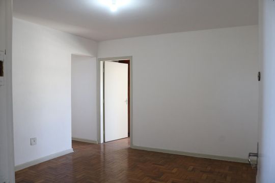 Apartamento à venda com 3 quartos, 74m² em Sumarezinho, São Paulo