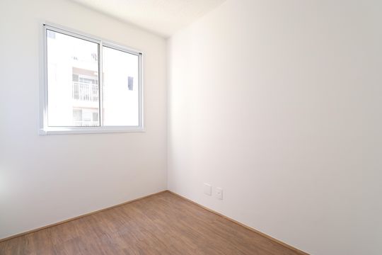 Quarto 2 de apartamento à venda com 2 quartos, 34m² em Parque Industrial Tomas Edson, São Paulo