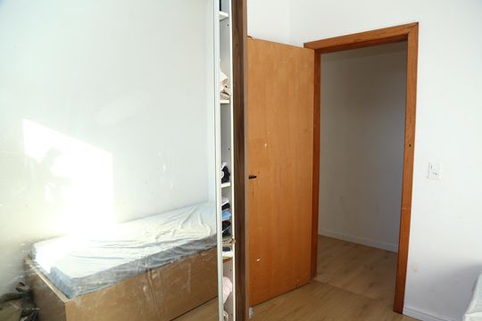 Quarto  de casa à venda com 4 quartos, 415m² em Vila Jardim Vitoria, Goiânia