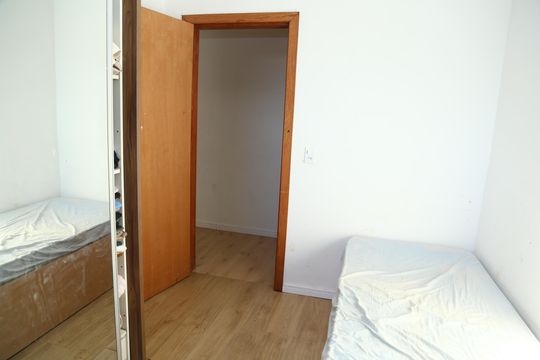 Quarto  de casa à venda com 4 quartos, 415m² em Vila Jardim Vitoria, Goiânia