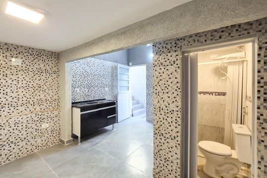 Sala/Cozinha de kitnet/studio para alugar com 1 quarto, 45m² em Jardim Maria Cecilia, São Bernardo do Campo