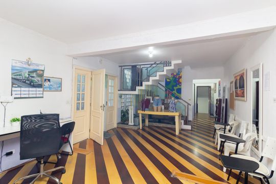 Sala 2 de casa à venda com 4 quartos, 300m² em Jardim Lageado, São Paulo