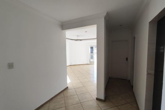 Apartamento para alugar com 2 quartos, 140m² em Vila Canaan, Duque de Caxias