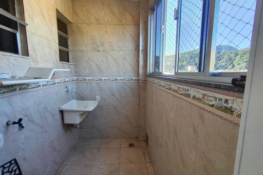 Apartamento para alugar com 2 quartos, 140m² em Vila Canaan, Duque de Caxias