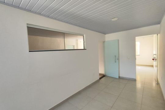 Apartamento para alugar com 1 quarto, 60m² em Jardim Olimpo, Duque de Caxias