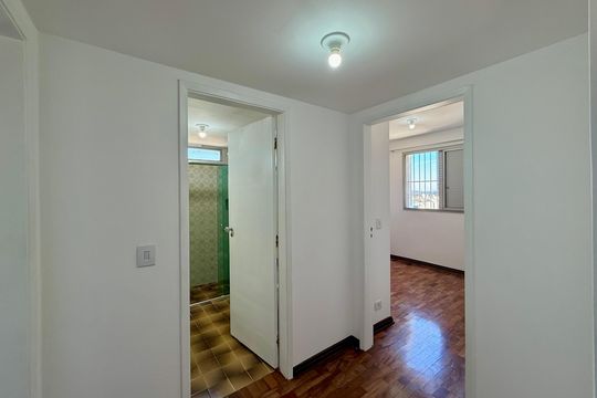 Corredor Quartos de apartamento à venda com 3 quartos, 114m² em 04743020, São Paulo