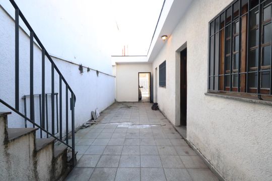 Quintal de casa à venda com 2 quartos, 168m² em Vila Gomes Cardim, São Paulo