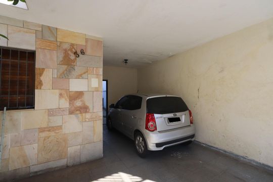 Garagem de casa à venda com 2 quartos, 168m² em Vila Gomes Cardim, São Paulo