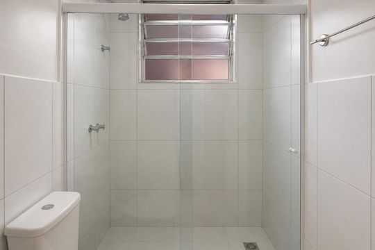 Banheiro de apartamento para alugar com 2 quartos, 48m² em Palmeiras de São José, São José dos Campos