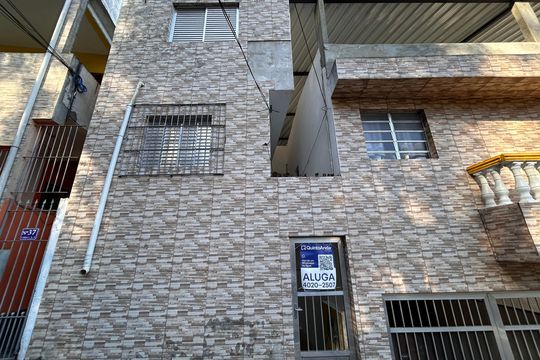 Fachada de casa para alugar com 1 quarto, 40m² em Vila do Castelo, São Paulo