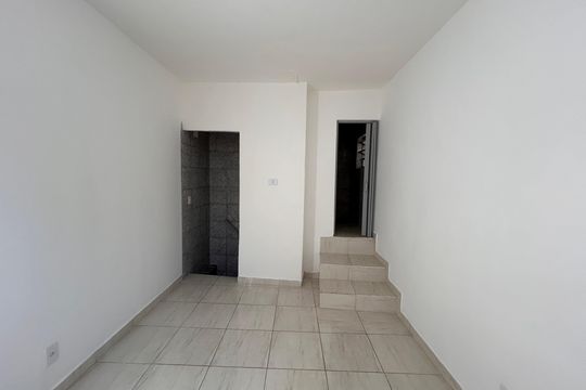 Quarto de casa para alugar com 1 quarto, 40m² em Vila do Castelo, São Paulo