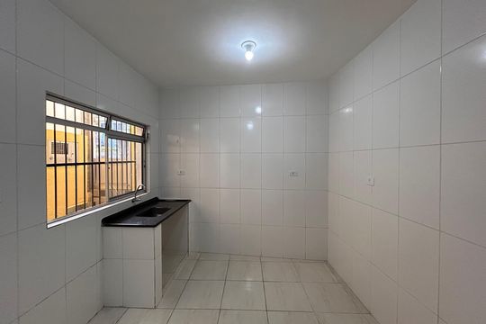 Cozinha de casa para alugar com 1 quarto, 40m² em Vila do Castelo, São Paulo