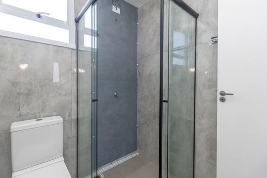 Banheiro de apartamento para alugar com 2 quartos, 46m² em São Pedro, Ribeirão das Neves
