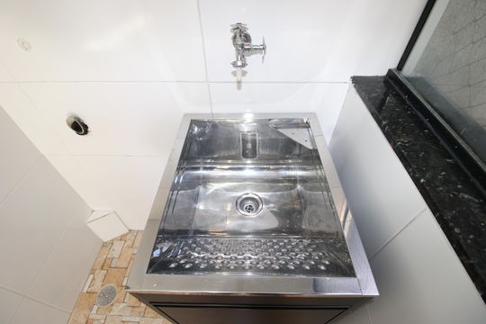 Casa de Condomínio para alugar com 2 quartos, 48m² em Itaquera, São Paulo