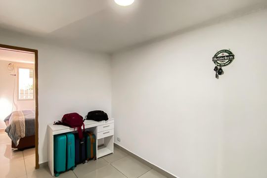 Sala  de apartamento à venda com 2 quartos, 42m² em Conjunto Habitacional Padre Manoel de Paiva, São Paulo