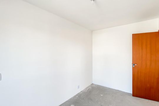 Quarto 1 de apartamento à venda com 2 quartos, 46m² em Vila Santana, São Paulo