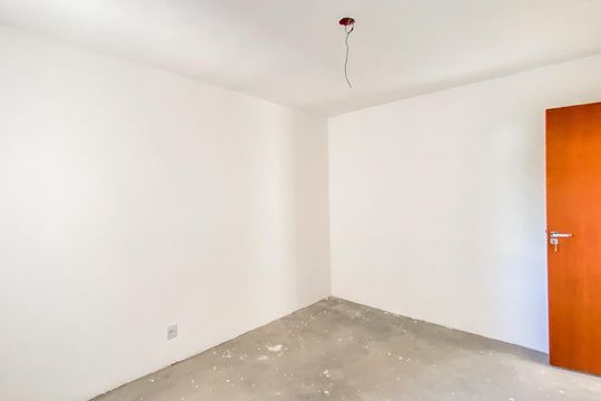 Banheiro da Suíte 1 de apartamento à venda com 2 quartos, 72m² em Vila Santana, São Paulo