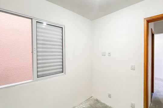 Quarto 11 de apartamento à venda com 2 quartos, 37m² em Vila Santana, São Paulo
