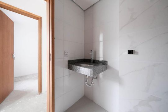 Banheiro de apartamento à venda com 2 quartos, 36m² em Vila Santana, São Paulo