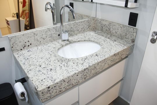 Casa de Condomínio à venda com 3 quartos, 230m² em Santa Cruz, Valinhos