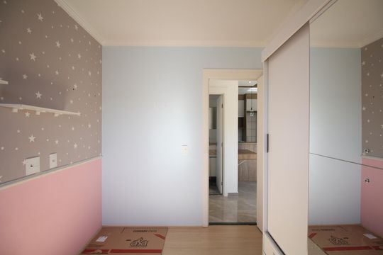 Quarto 2 de apartamento para alugar com 2 quartos, 42m² em Vila Plana, São Paulo