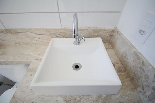 Banheiro de apartamento para alugar com 2 quartos, 42m² em Vila Plana, São Paulo