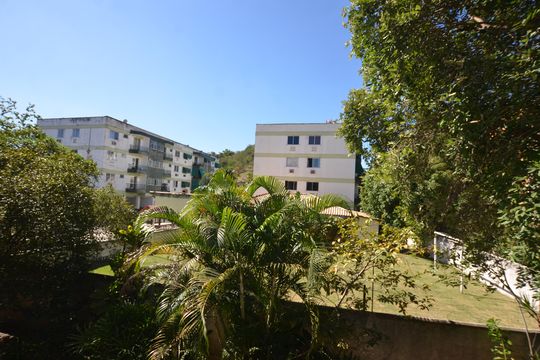 Vista do Quarto 1 de apartamento à venda com 2 quartos, 47m² em Jardim Sulacap, Rio de Janeiro