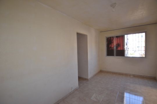 Sala  de apartamento à venda com 2 quartos, 47m² em Jardim Sulacap, Rio de Janeiro