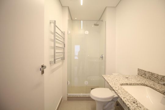 Banheiro de apartamento à venda com 0 quarto, 31m² em Moinhos de Vento, Porto Alegre