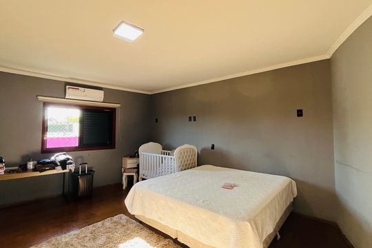 Casa à venda com 5 quartos, 900m² em Parque Alto Taquaral, Campinas