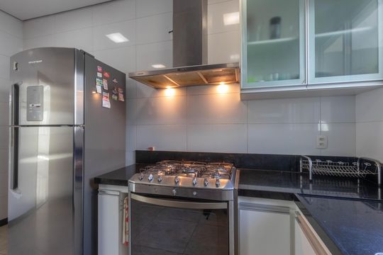 Casa à venda com 4 quartos, 291m² em Retiro, Nova Lima