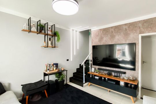 Casa à venda com 2 quartos, 125m² em Vila Ré, São Paulo
