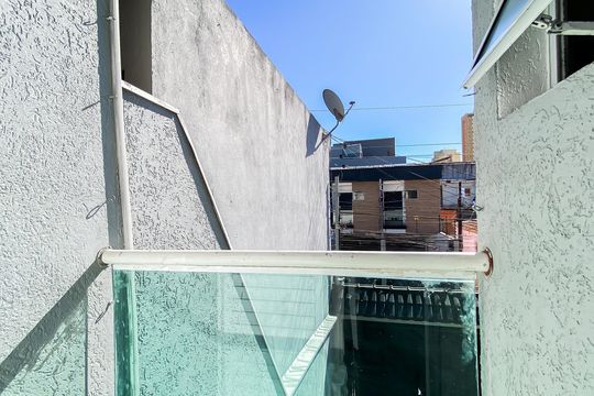 Varanda  de casa à venda com 2 quartos, 125m² em Vila Ré, São Paulo