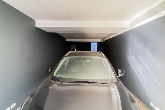 Garagem  de casa à venda com 2 quartos, 125m² em Vila Ré, São Paulo