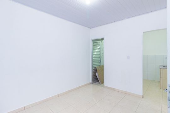 Sala de casa para alugar com 1 quarto, 50m² em Vila Mangalot, São Paulo