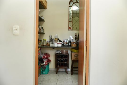 Cozinha - Dispensa  de casa à venda com 5 quartos, 313m² em Cachoeirinha, Belo Horizonte