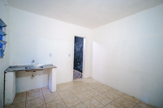 Cozinha de kitnet/studio para alugar com 1 quarto, 35m² em Jardim Paulo Vi, São Paulo