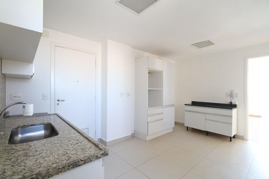 Cozinha de apartamento para alugar com 4 quartos, 126m² em Vila Romana, São Paulo