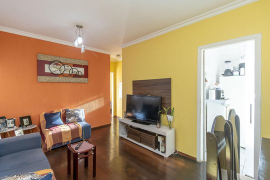 Sala de apartamento à venda com 3 quartos, 67m² em Itapoã, Belo Horizonte